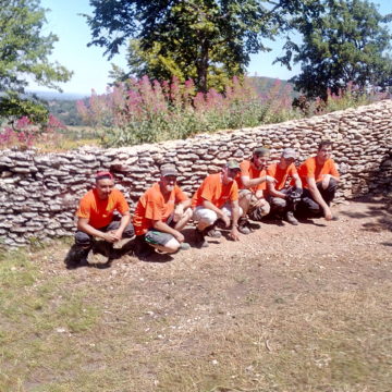 Restauration d’un mur de soutènement en pierres sèches – Saint-Hippolyte